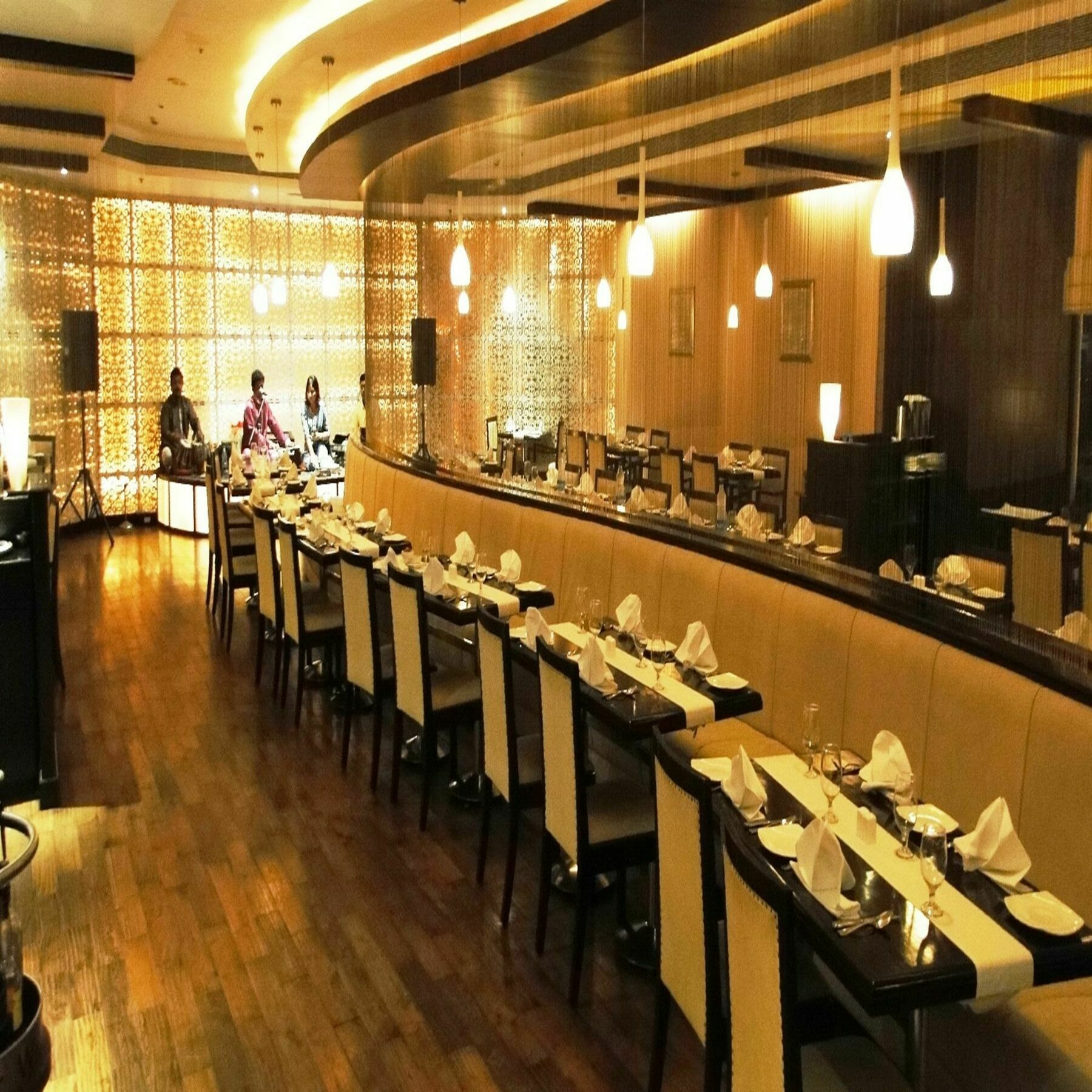 Park Plaza, Ludhiana Hotel Kültér fotó